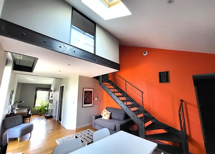 Le Loft De Genas - L\'Atelier Et La Villa